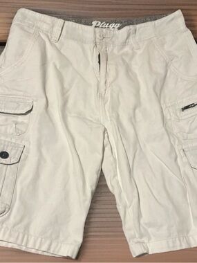 Plugg Off-White Cargo Shorts with Multiple Pockets